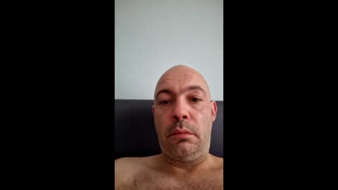 Snapshot of gazg1984 chatting on November 2025 09:10:01 AM gazg1984 online show from November 2025 09:10:01 AM