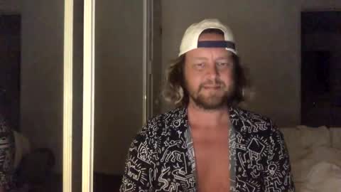 gcsurfer81 online show from October 2025 09:49:01 AM