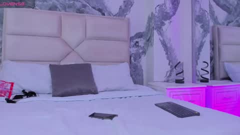 Gemma online show from February 2025 08:19:01 PM