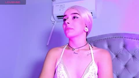 Gemma online show from February 2025 04:58:01 AM