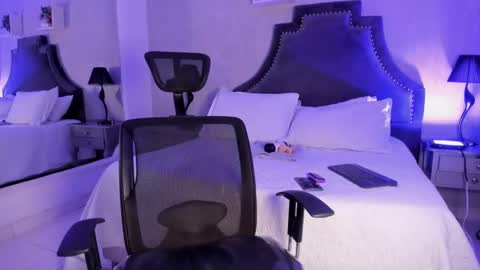 Gemma online show from March 2025 12:22:01 PM