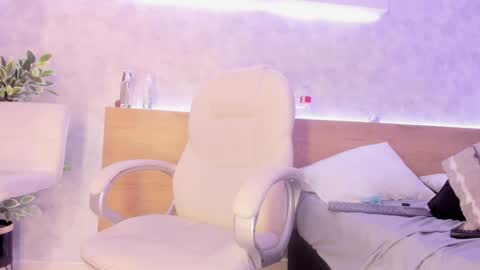 Snapshot of geminis_muentes chatting on January 2025 07:43:01 AM geminis muentes online show from January 2025 07:43:01 AM