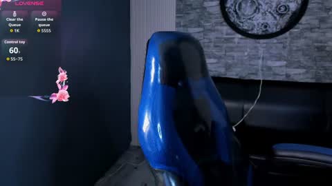 gemma18_ online show from July 2026 10:01:02 PM