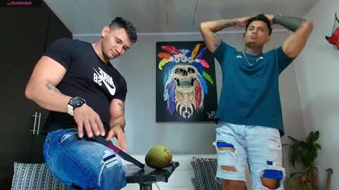 Snapshot of gendersonfit chatting on December 2024 09:02:01 PM gendersonfit online show from December 2024 09:02:01 PM