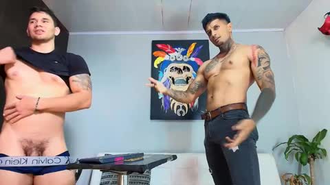 Snapshot of gendersonfit chatting on December 2024 08:55:02 PM gendersonfit online show from December 2024 08:55:02 PM