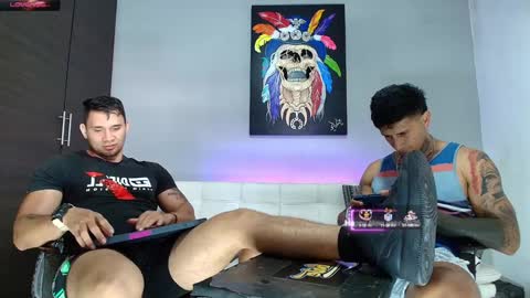 Snapshot of gendersonfit chatting on January 2025 05:08:01 PM gendersonfit online show from January 2025 05:08:01 PM