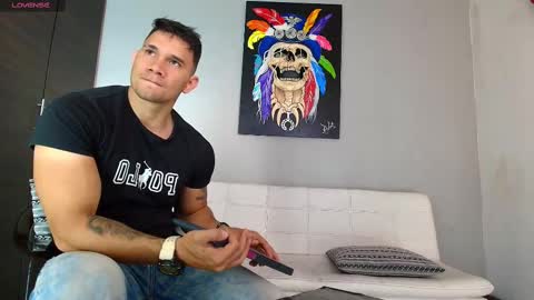 Snapshot of gendersonfit chatting on February 2025 10:15:01 PM gendersonfit online show from February 2025 10:15:01 PM