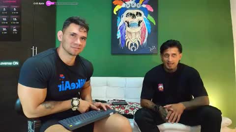 Snapshot of gendersonfit chatting on October 2025 09:45:01 PM gendersonfit online show from October 2025 09:45:01 PM