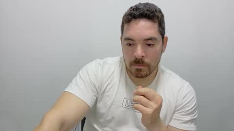 genesis_wb online show from November 2025 11:47:01 PM