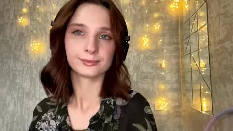 Riana online show from April 2026 03:23:01 AM