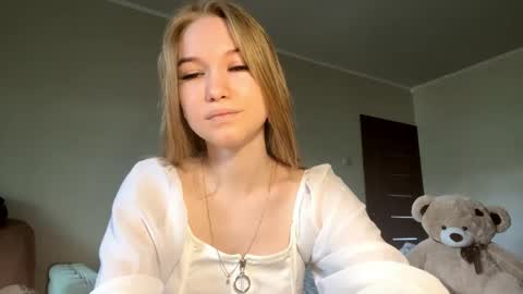 Snapshot of gennacastillion chatting on May 2026 09:27:02 AM Casti online show from May 2026 09:27:02 AM