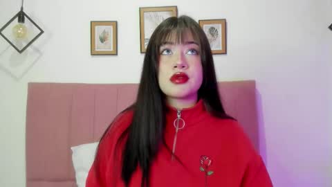 Sofia online show from November 2025 03:05:01 AM