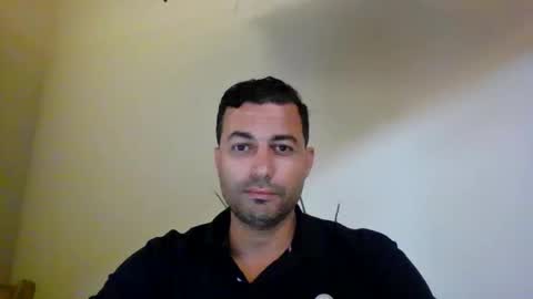 Snapshot of genteldevil chatting on May 2026 09:33:02 PM genteldevil online show from May 2026 09:33:02 PM