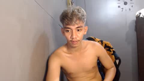 Snapshot of gentlemanlustx chatting on June 2026 02:55:01 PM Rayl online show from June 2026 02:55:01 PM