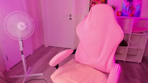 gentlesine online show from June 2026 01:59:02 AM
