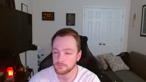 Snapshot of genuinedge chatting on October 2025 12:19:01 AM genuinedge online show from October 2025 12:19:01 AM