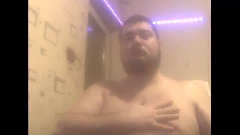 Snapshot of george84xxx chatting on January 2025 06:44:01 PM GeOOXXX online show from January 2025 06:44:01 PM