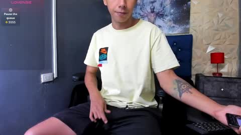 george_bigcock24cm online show from April 2026 01:23:01 PM