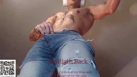 independent model online show from February 2025 02:33:02 AM