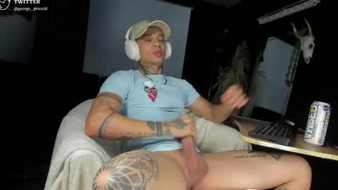 independent model online show from September 2025 04:17:01 AM