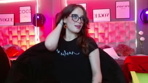 Georgie online show from October 2025 04:19:02 AM