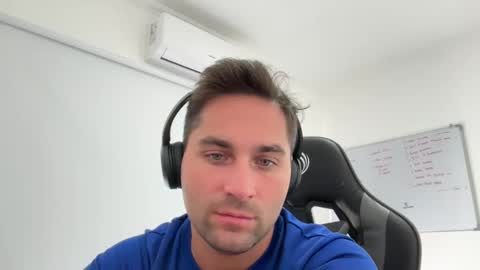 Snapshot of german_pecol chatting on February 2025 01:44:02 PM german_pecol online show from February 2025 01:44:02 PM