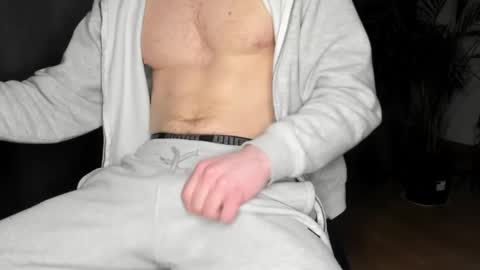 germanmike1997 online show from December 2024 06:16:01 PM