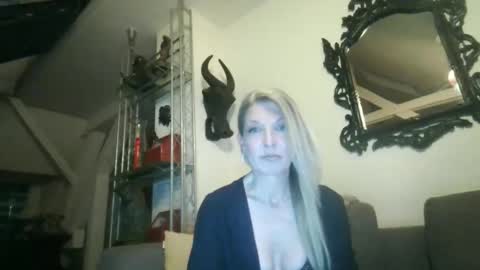 Snapshot of germansweety1 chatting on November 2025 04:29:01 PM germansweety online show from November 2025 04:29:01 PM