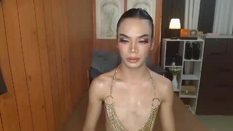 Snapshot of gerogoussidney chatting on October 2025 10:48:02 AM Sidneymorens online show from October 2025 10:48:02 AM