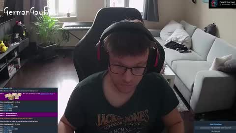 Snapshot of gerpolgaycouple chatting on January 2026 11:03:02 AM gerpolgaycouple online show from January 2026 11:03:02 AM