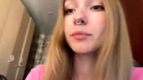 Sophie online show from June 2026 04:15:01 AM