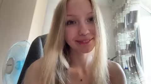 Sophie online show from July 2026 07:28:01 AM