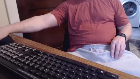 gethoggy online show from April 2026 10:41:02 PM