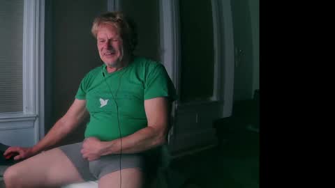 Snapshot of gethyn chatting on December 2024 06:01:02 AM Gethyn online show from December 2024 06:01:02 AM