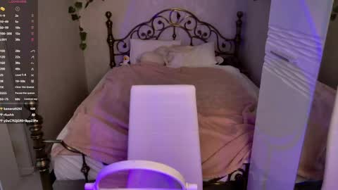 violeta online show from April 2026 07:56:01 AM