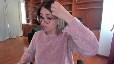 Snapshot of ghostcrimson chatting on January 2025 01:19:01 PM andy online show from January 2025 01:19:01 PM