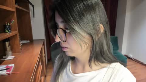 Snapshot of ghostcrimson chatting on March 2025 02:04:02 AM andy online show from March 2025 02:04:02 AM