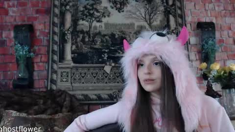 ghostflower online show from September 2025 05:59:02 PM