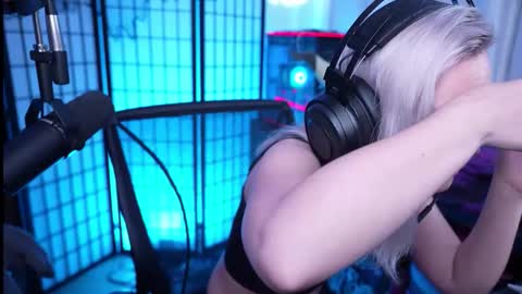 Ghostie online show from March 2026 12:04:01 AM