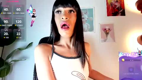 Gia  Please help me with your thumbs up its important   online show from July 2026 12:40:02 PM
