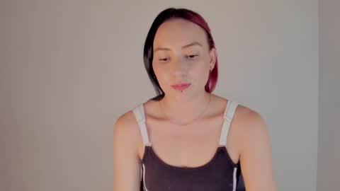 GIA WHITE Independet  online show from March 2026 01:27:02 PM