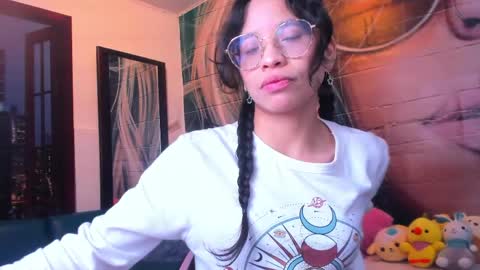 giaa rossi online show from April 2026 02:09:02 PM