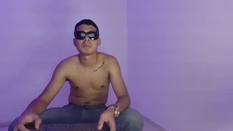 Snapshot of gianluca_silva chatting on October 2025 12:11:01 AM Gianluca Silva online show from October 2025 12:11:01 AM