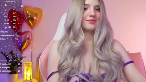 Roxy online show from February 2025 12:19:01 AM