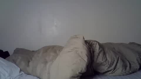 Giannah online show from November 2025 01:15:02 AM