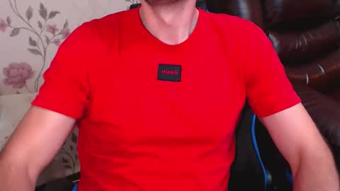 Gianni online show from November 2025 03:47:02 PM