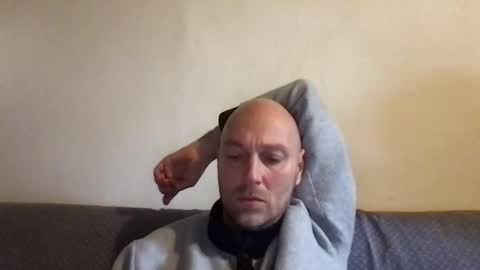 giannipaciotti online show from December 2024 10:02:01 AM