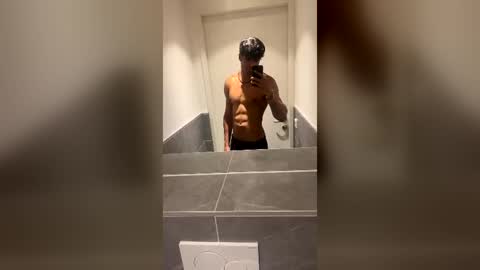 Snapshot of gianosilva chatting on August 2026 12:42:01 AM gianosilva online show from August 2026 12:42:01 AM