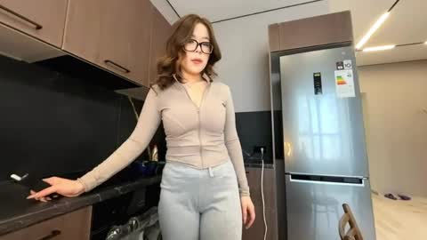 giascharmann online show from March 2026 06:14:01 AM