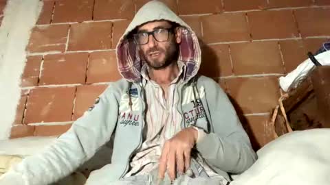 Snapshot of gicobest chatting on December 2024 03:11:01 PM Corrado online show from December 2024 03:11:01 PM